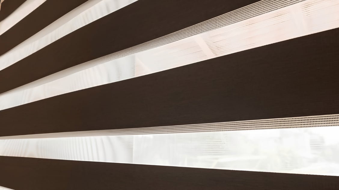 cortina-dual-marrom-detalhe