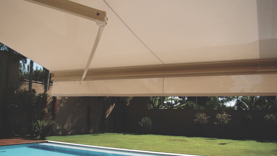 foto-2-toldo-articulado-nautico