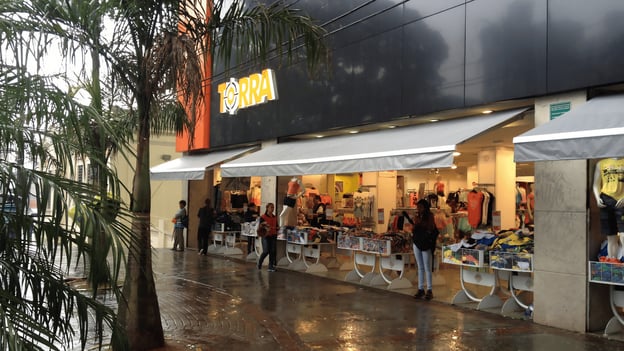 toldo-articulado-lona-pvc-torra-torra